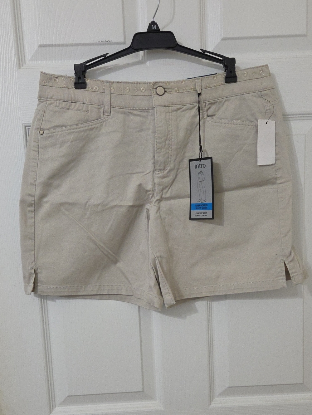 intro. Light Beige Cotton Stretch Shorts